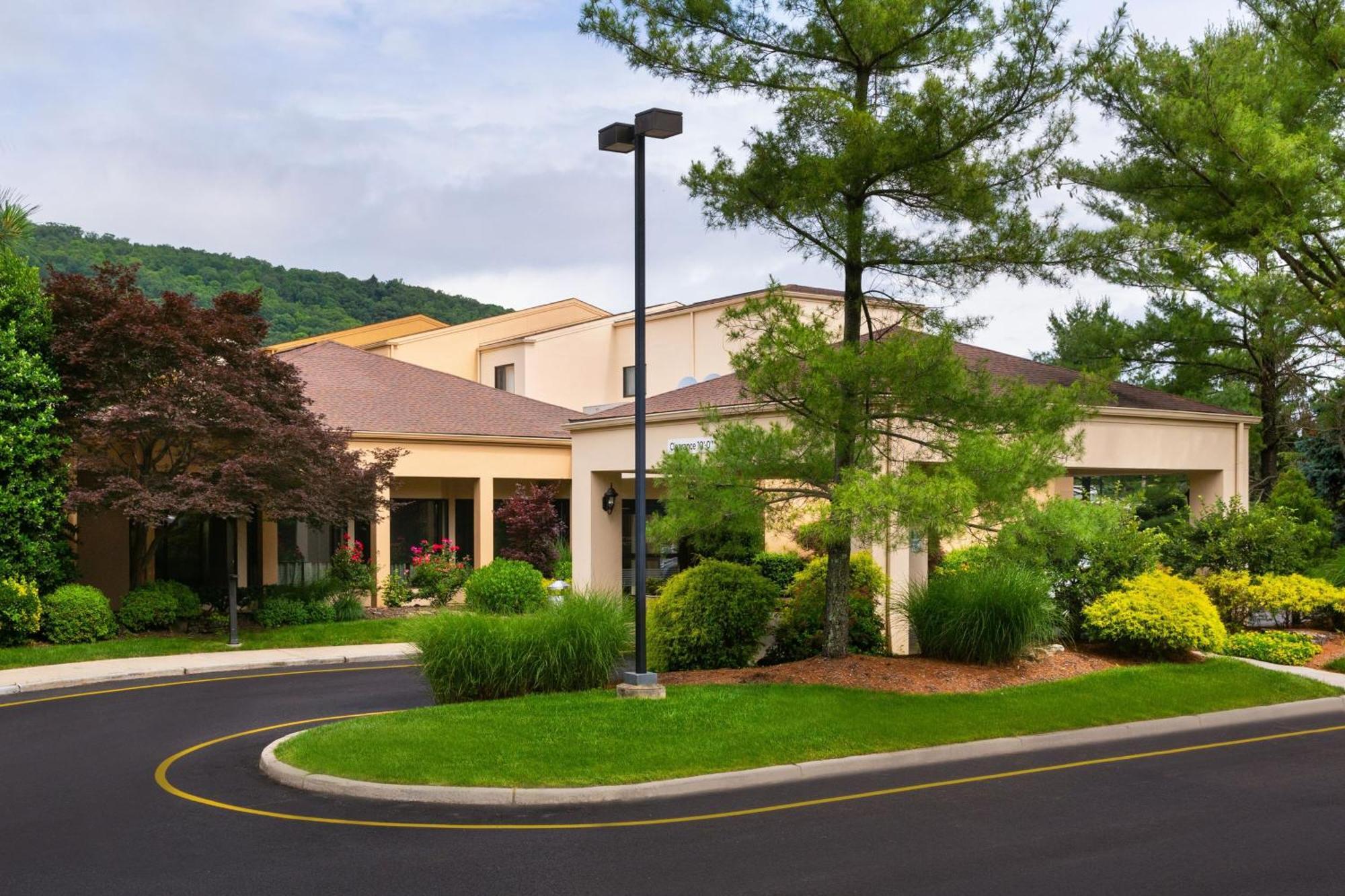 Hotel Courtyard By Marriott Mahwah Zewnętrze zdjęcie